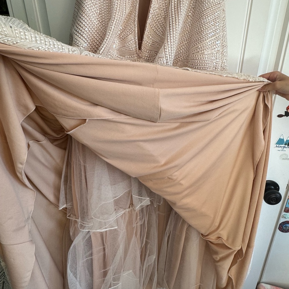 City Triangles Cream Lace Maxi Dress - Picture 4 of 4